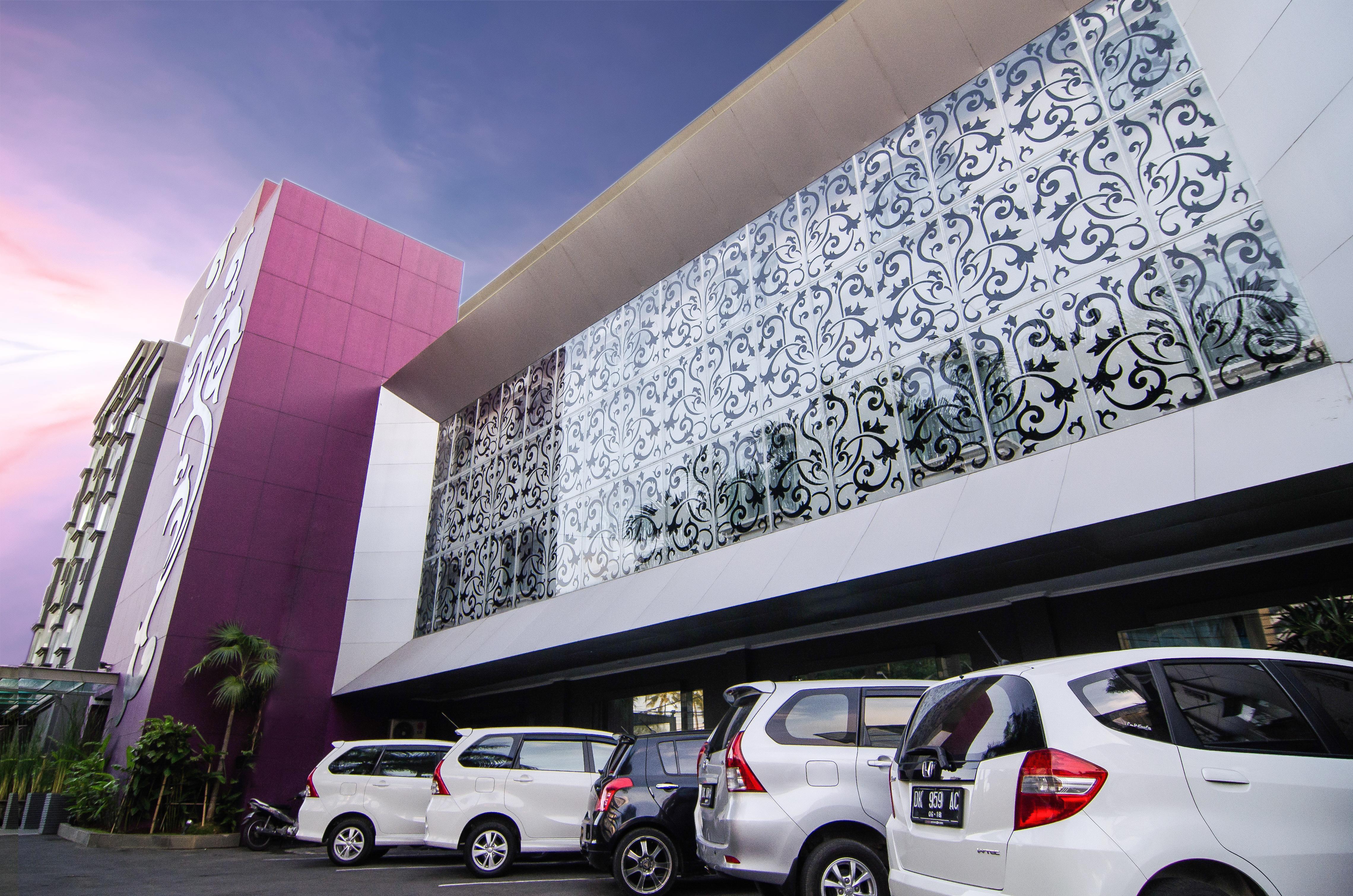 Stark Boutique Hotel And Spa Kuta Lombok Exteriör bild